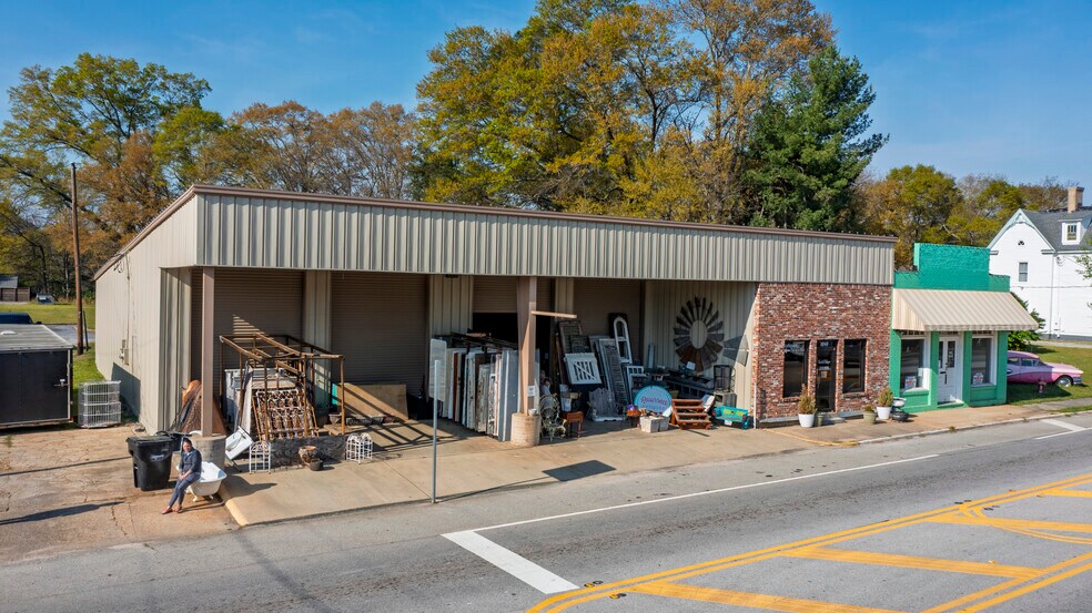 More Photos Of 18109 Main St, Woodbury Storefront Retail Office For Sale