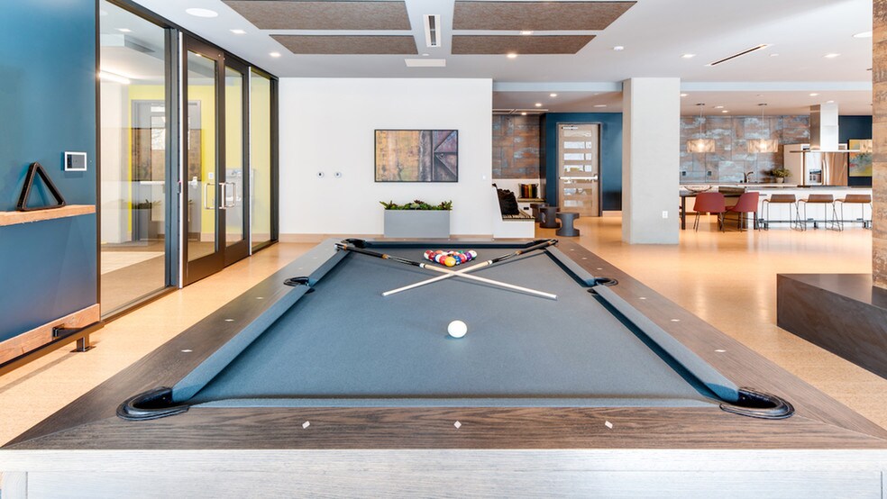 More Photos Of 378 Embarcadero W, Oakland Apartments For Lease