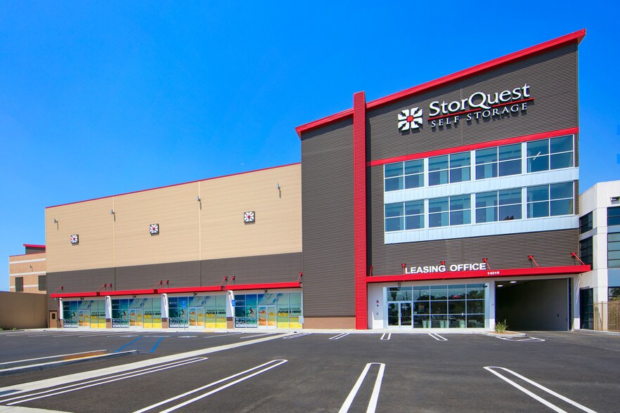 More Photos Of 14215 S Normandie Ave, Gardena Self Storage For Lease