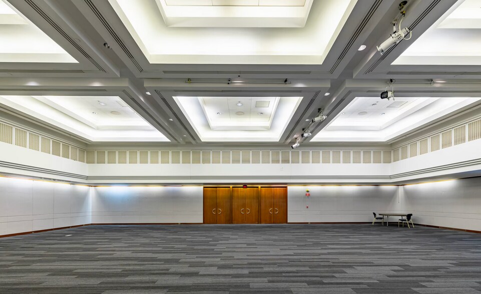 More Photos Of 21001 Van Born Rd, Taylor Office For Sale