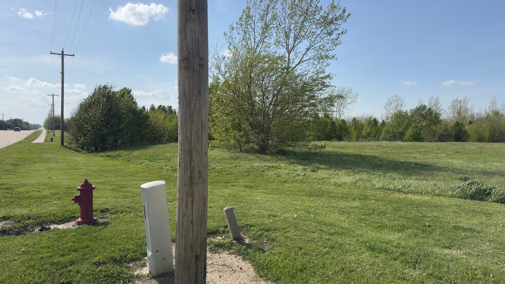 More Photos Of Pin 14-11-477-001 Northtown And Pipeline Rds, Normal Land For Sale