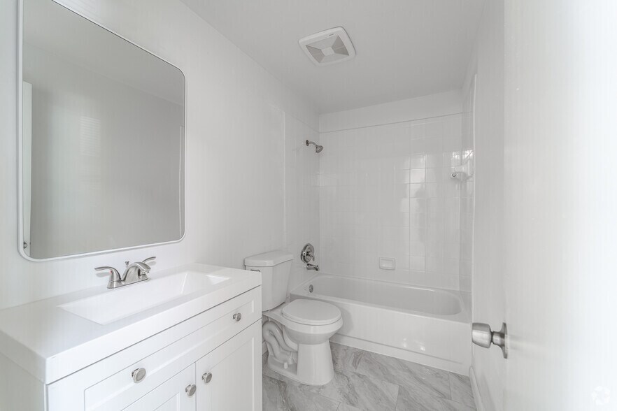 More Photos Of 311-357 Gulfstream Rd, Dania Apartments For Sale