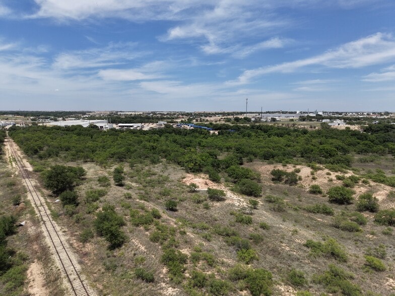 More Photos Of 1620 N Loop 289, Lubbock Land For Sale