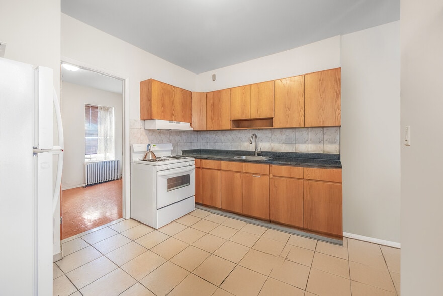 More Photos Of 4316 25th Ave, Astoria Apartments For Sale