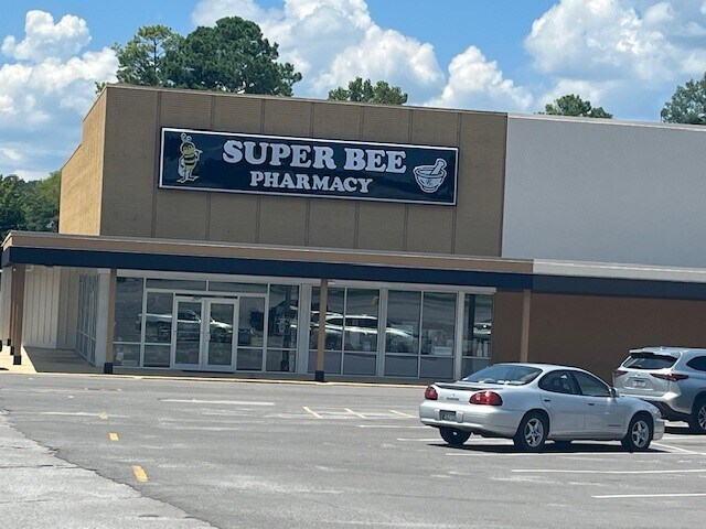 More Photos Of 3225 Rainbow Dr, Rainbow City Unknown For Lease