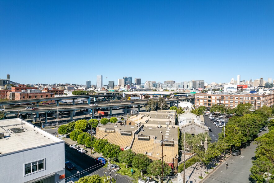 More Photos Of 121-151 Vermont St, San Francisco Showroom For Sale