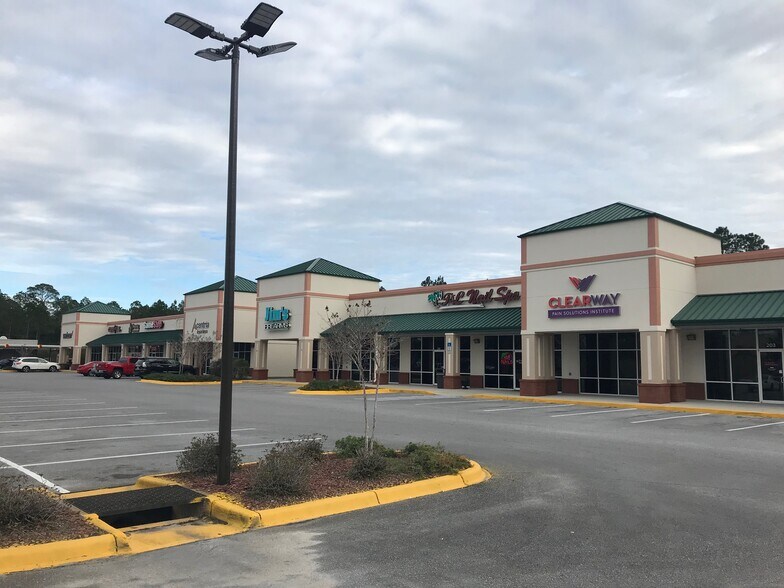 Primary Photo Of 10400 Sorrento Plz, Pensacola Unknown For Lease