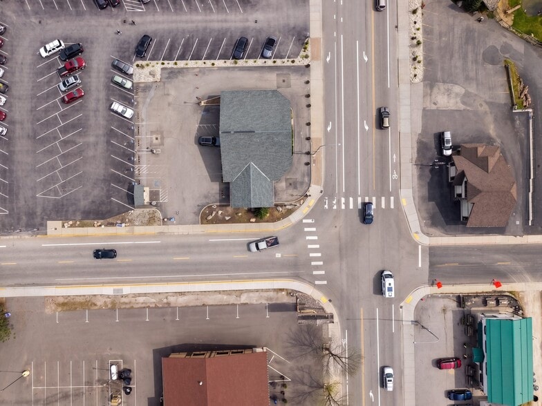 More Photos Of 300 US Highway 2, Leavenworth Bank For Sale