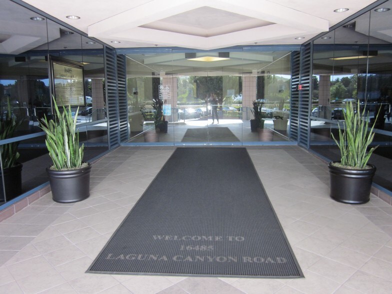 More Photos Of 16485 Laguna Canyon Rd, Irvine Medical For Lease