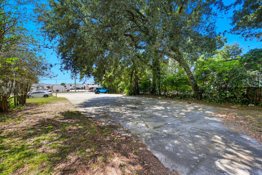 More Photos Of 1512 Cassat Ave, Jacksonville Freestanding For Sale