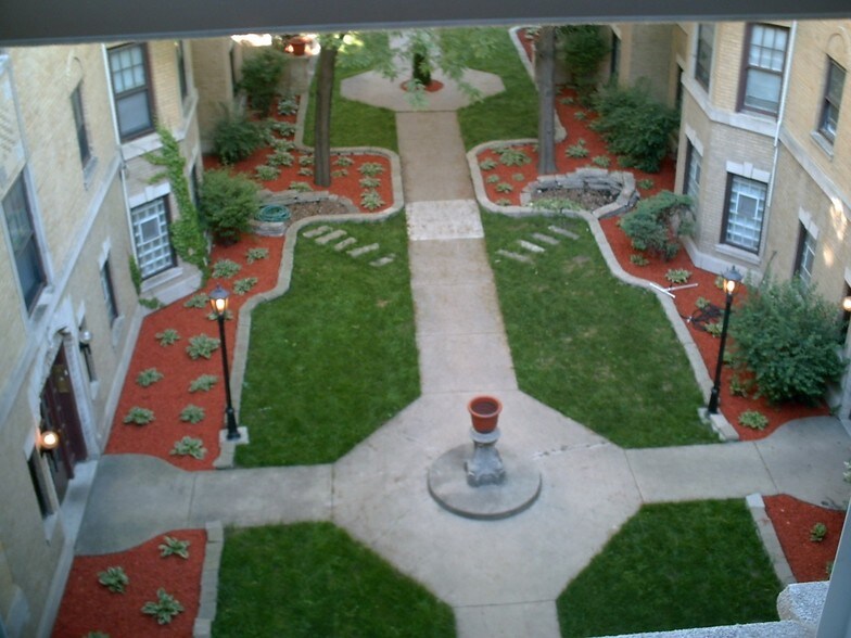 More Photos Of 7369-7379 N Damen Ave, Chicago Apartments For Sale