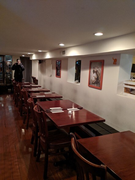 More Photos Of 324 E 6th St, New York Apartments For Lease