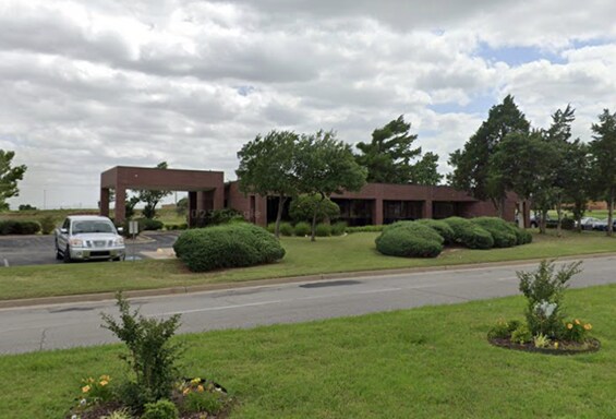 More Photos Of 4302 SW Lee Blvd, Lawton Skilled Nursing Facility For Lease
