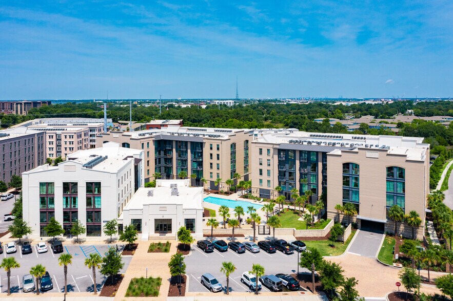 More Photos Of 20 Romney St, Charleston Apartments For Lease