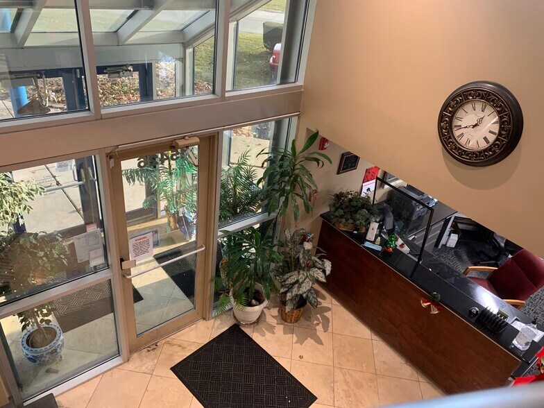 More Photos Of 15426 70th Ct, Orland Park Light Distribution For Sale