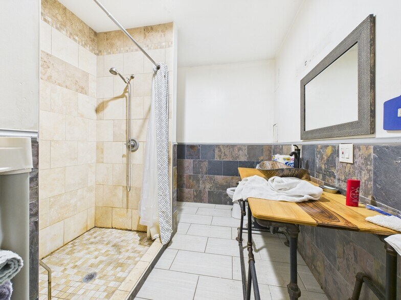 More Photos Of 186-188 N Union St, Olean Storefront Retail Residential For Sale