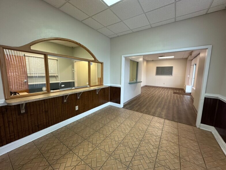 More Photos Of 2808 S Croatan Hwy, Nags Head Office For Lease