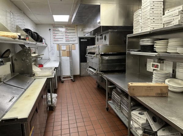 More Photos Of 107 S Lafayette St, Greenville Bar For Sale