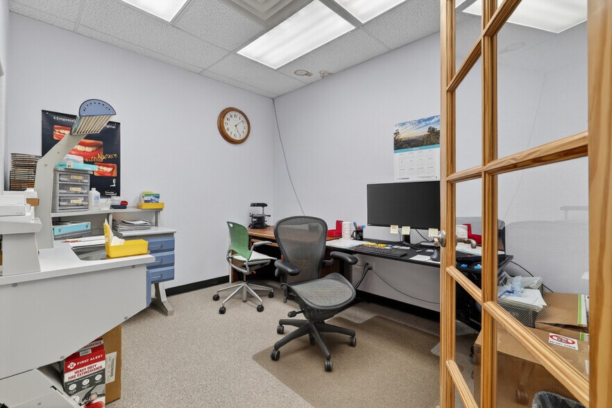 More Photos Of 12354 E Caley Ave, Centennial Medical For Sale