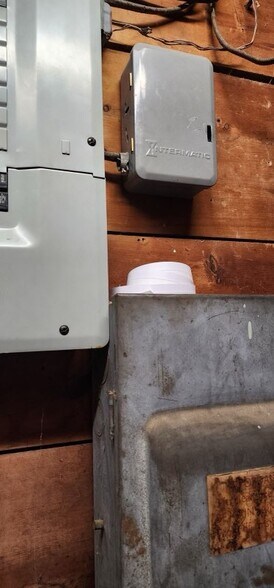 More Photos Of 50 Amherst Av, Toronto Apartments For Sale