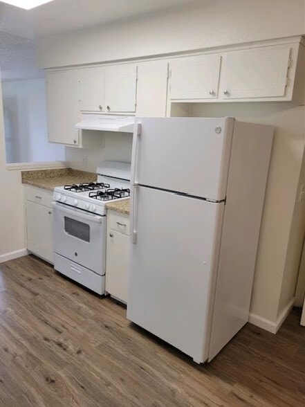 More Photos Of 1178 Beverly Blvd, Lemoore Apartments For Sale