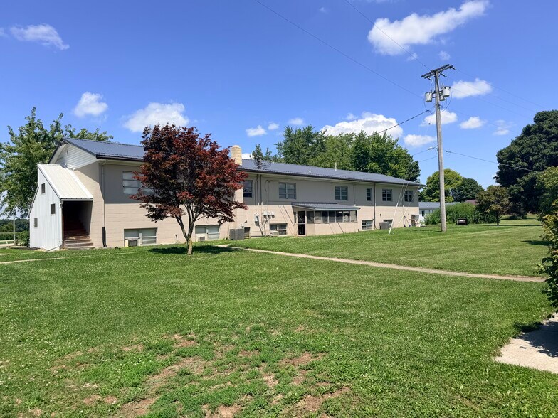 More Photos Of 2255 US 42, London Specialty For Lease