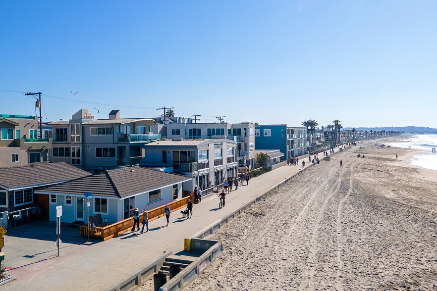 More Photos Of 3795 Ocean Front Walk, San Diego Apartments For Sale