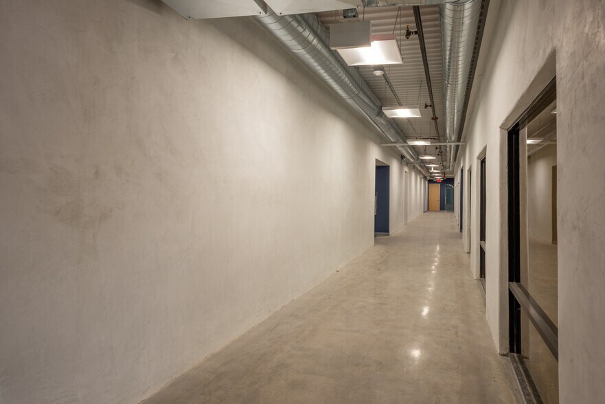 More Photos Of 730 Las Vegas Blvd, Las Vegas Office For Sale