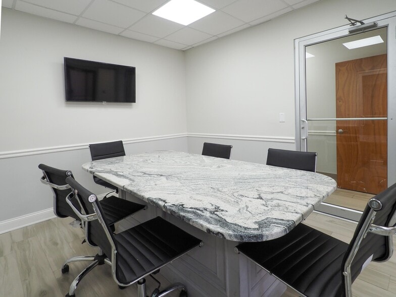 More Photos Of 3930 Richmond Ave, Staten Island Medical For Lease