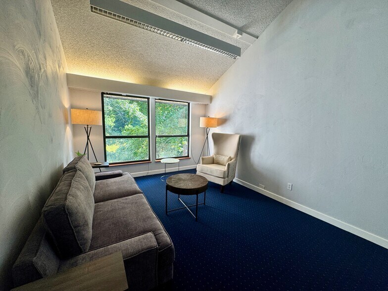 More Photos Of 1820 The Exchange SE, Atlanta Office For Sale