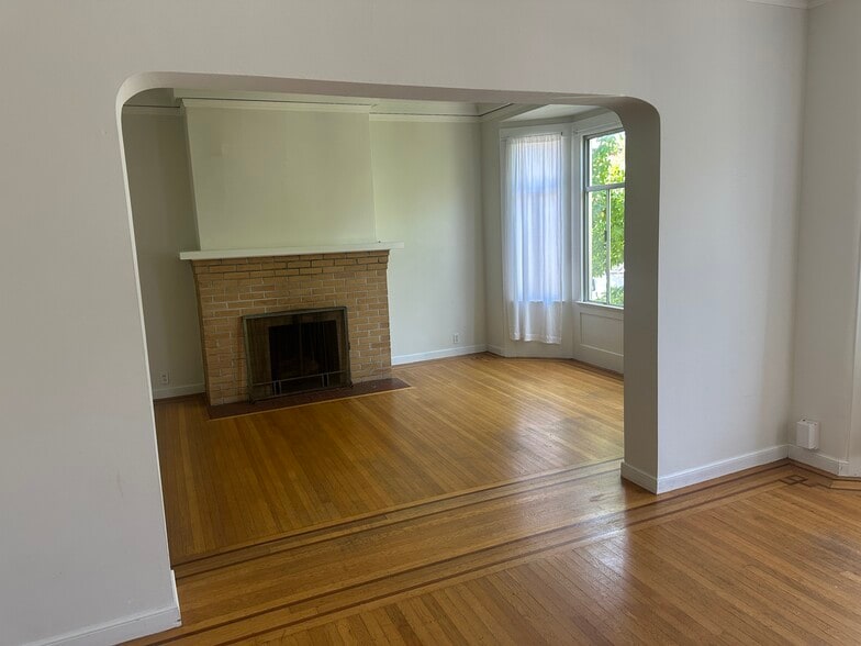 More Photos Of 633 Central Ave, San Francisco Apartments For Sale