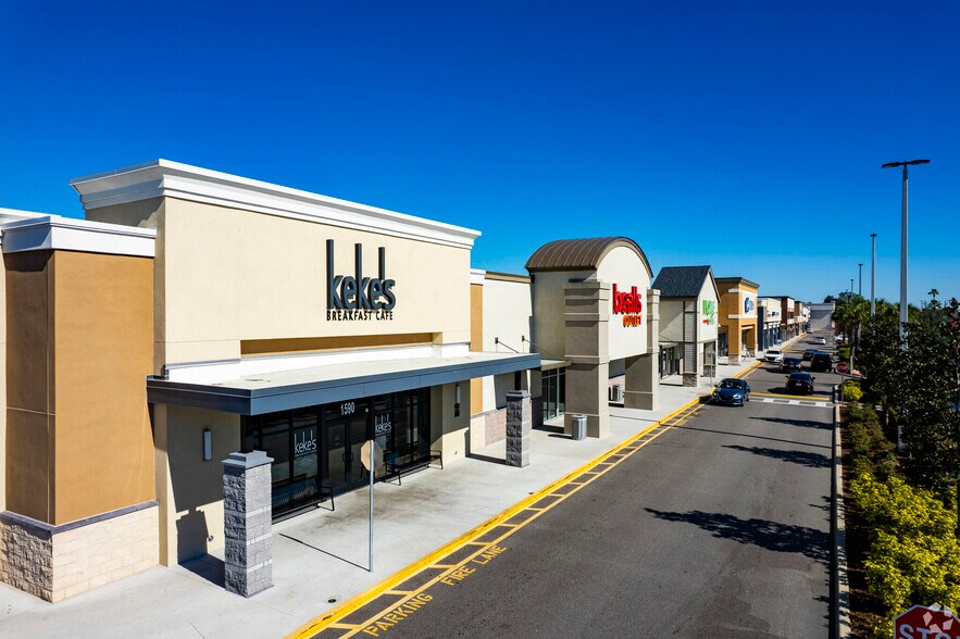 Primary Photo Of 1500-1600 W Brandon Blvd, Brandon Unknown For Lease