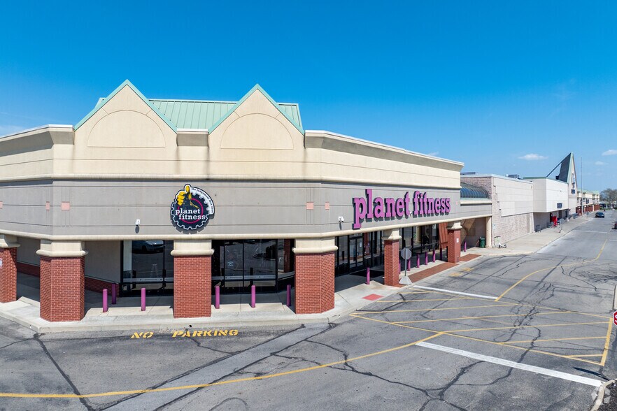 Primary Photo Of 3530 Soldano Blvd, Columbus General Retail For Lease