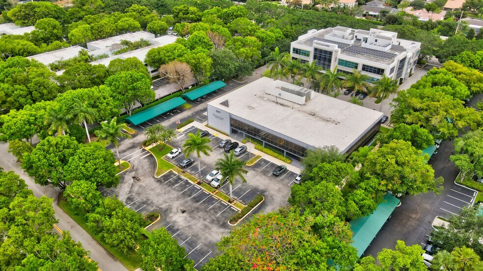 More Photos Of 2201 NW Corporate Blvd, Boca Raton Medical For Lease