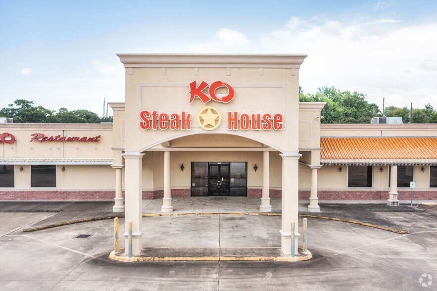 More Photos Of 5421 Fm-1960 Rd E, Humble Restaurant For Sale