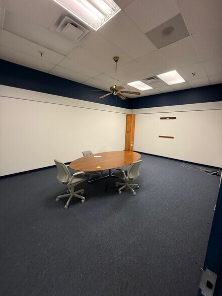 More Photos Of 416-418 NW 8th St, Oklahoma City Office For Sale