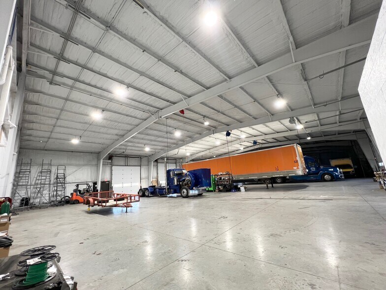More Photos Of 22800 Highway H, Sedalia Manufacturing For Sale