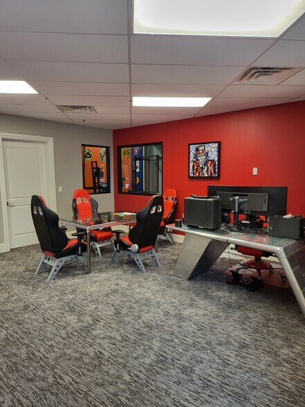 More Photos Of 12811 Commerce Lakes Dr, Fort Myers Warehouse For Sale