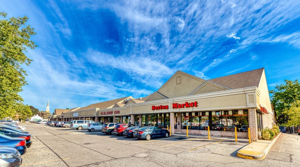 More Photos Of 130-170 W Merrick Rd, Valley Stream Unknown For Lease