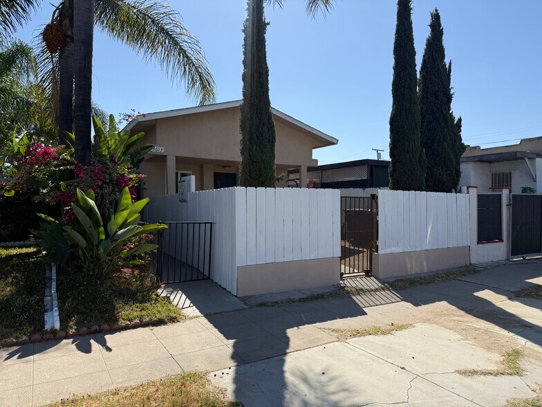 More Photos Of 3613 Central Ave, San Diego Multifamily For Sale