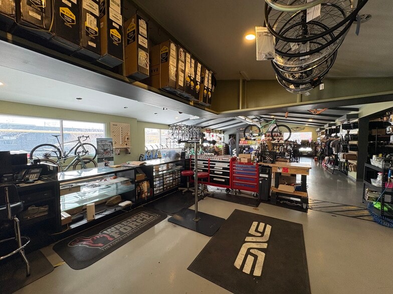 More Photos Of 1201 Washington St, Columbus Loft Creative Space For Lease