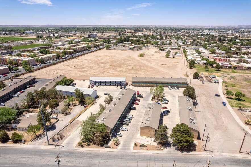More Photos Of 2306 S Espina St, Las Cruces Apartments For Sale