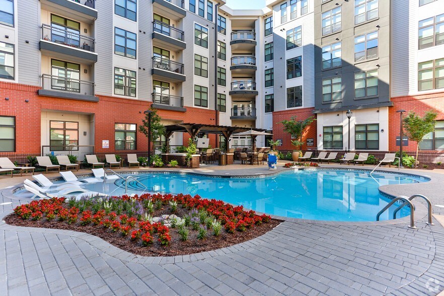 More Photos Of 1750 Camden Rd, Charlotte Apartments For Lease