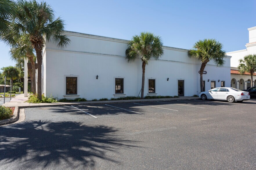 More Photos Of 1022 E Griffin Pky, Mission Medical For Sale