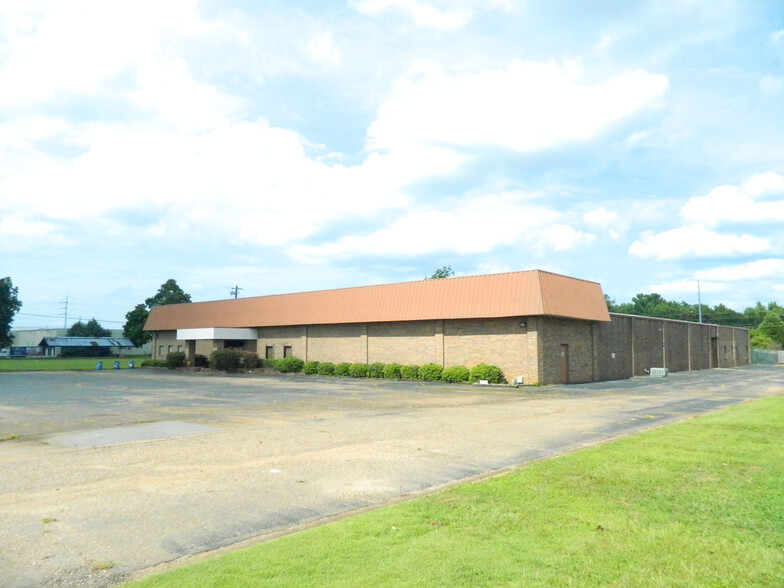 Primary Photo Of 101 Bell Rd, Montgomery Showroom For Lease