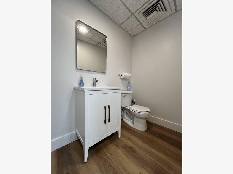 More Photos Of 25 Washington St, Somerville Coworking Space