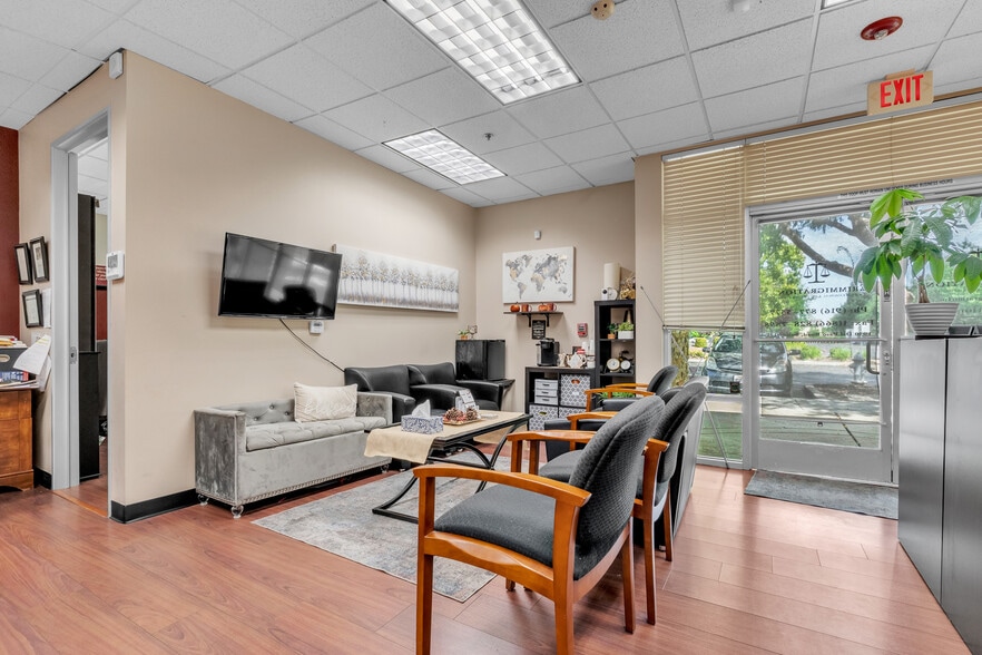 More Photos Of 1930 Del Paso Rd, Sacramento Medical For Sale