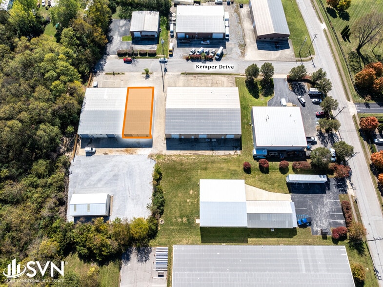 More Photos Of 121 Kemper Dr, Nicholasville Warehouse For Lease