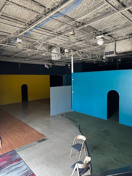 More Photos Of 16745 N I-45 Fwy, Houston Industrial For Sale