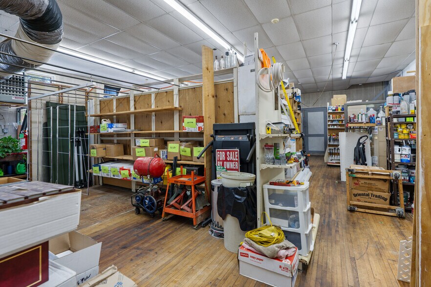 More Photos Of 736 Texas Palmyra Hwy, White Mills Storefront Retail Residential For Sale